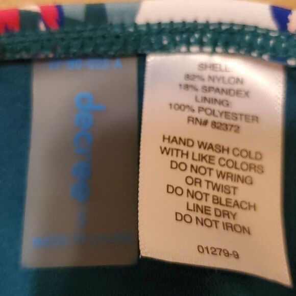 NWT Decree pink with leaf pattern one piece O ring swimsuit size Small - Picture 6 of 10